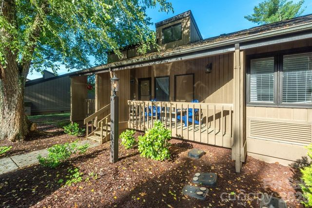 156 W Lake Drive S 1301, Lake Lure, NC 28746