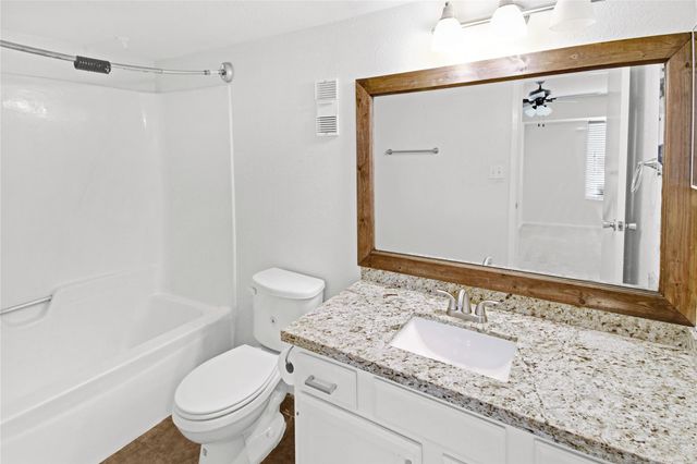 1500 Sandy Springs Road 69, Houston, TX 77042