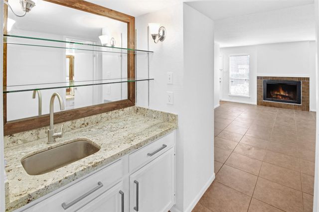 1500 Sandy Springs Road 69, Houston, TX 77042