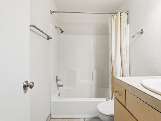 941 Calle Mejia 825, Santa Fe, NM 87501