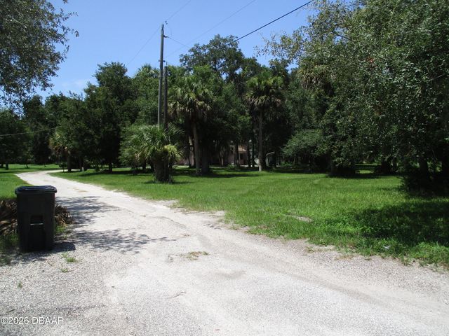 11 Pearl Drive, Ormond Beach, FL 32174