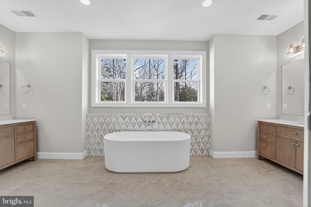 610 ECHO COVE DR, Crownsville, MD 21032