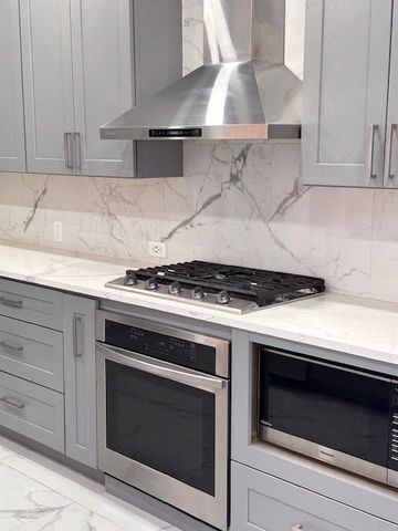 1060 Valley Vista Drive, Irving, TX 75063