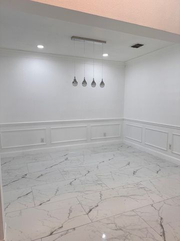 1060 Valley Vista Drive, Irving, TX 75063