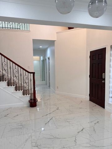 1060 Valley Vista Drive, Irving, TX 75063