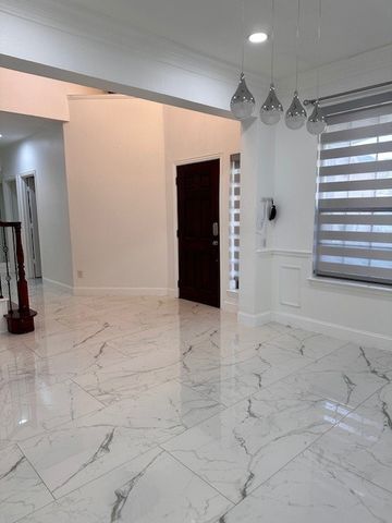 1060 Valley Vista Drive, Irving, TX 75063