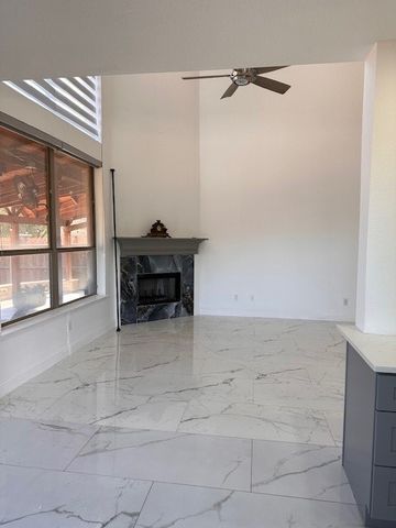 1060 Valley Vista Drive, Irving, TX 75063