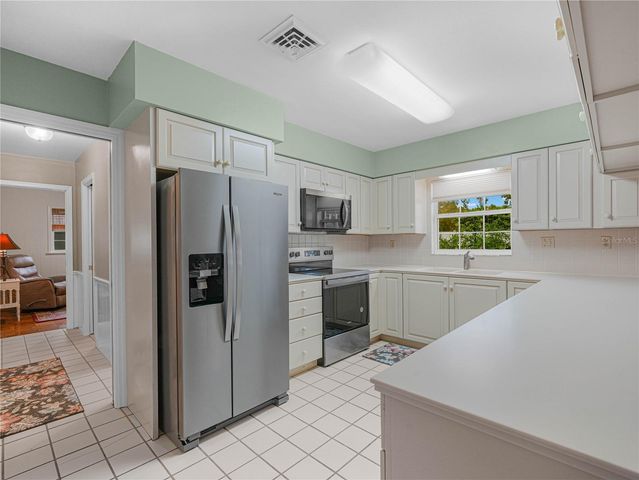 6 PEACHTREE LANE, Winter Haven, FL 33884