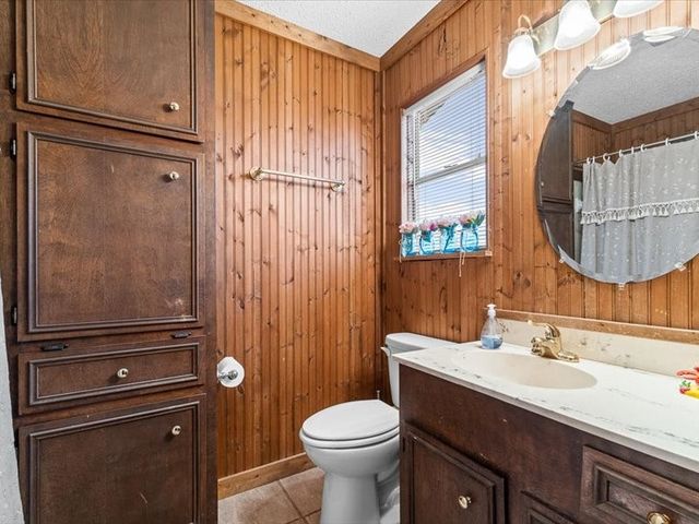 105 Shorecliff Dr, Portland, TX 78374