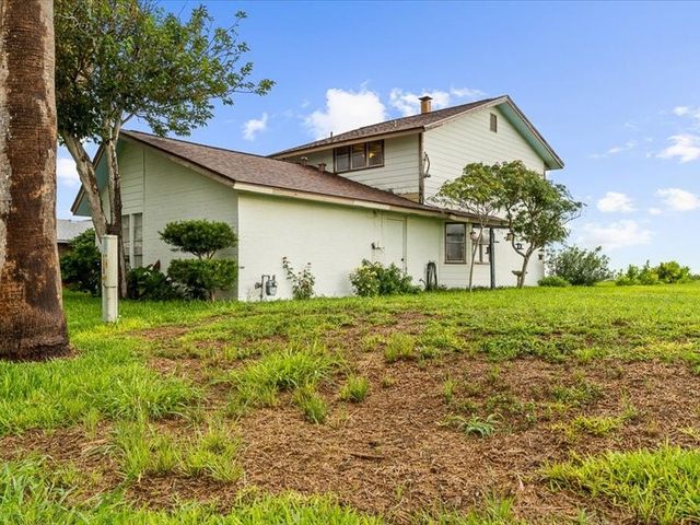 105 Shorecliff Dr, Portland, TX 78374