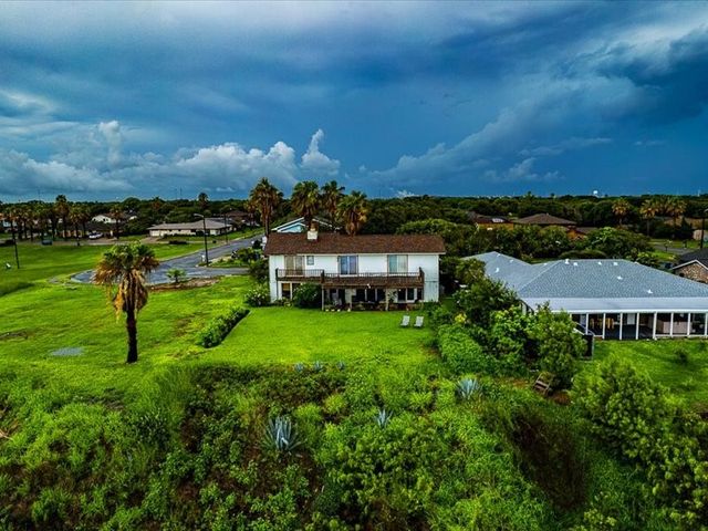 105 Shorecliff Dr, Portland, TX 78374