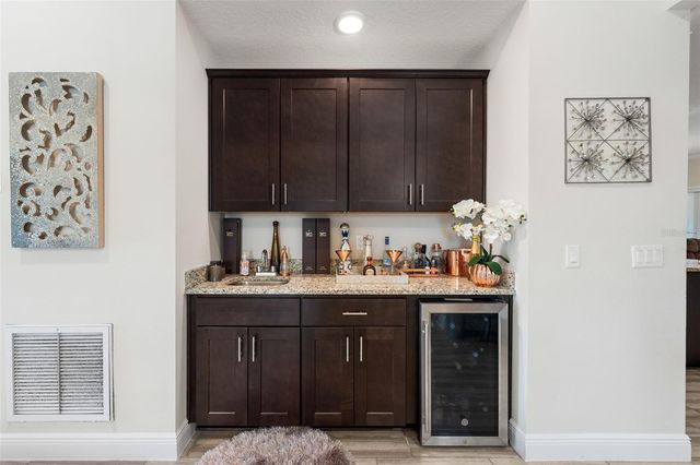 5615 SW 215TH TERRACE, Newberry, FL 32669