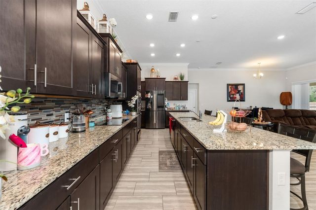 5615 SW 215TH TERRACE, Newberry, FL 32669