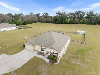 5615 SW 215TH TERRACE, Newberry, FL 32669