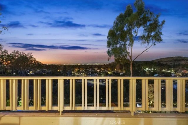 26 Canyon Ridge, Irvine, CA 92603