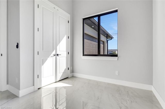 13 NW 5th TER, Cape Coral, FL 33993