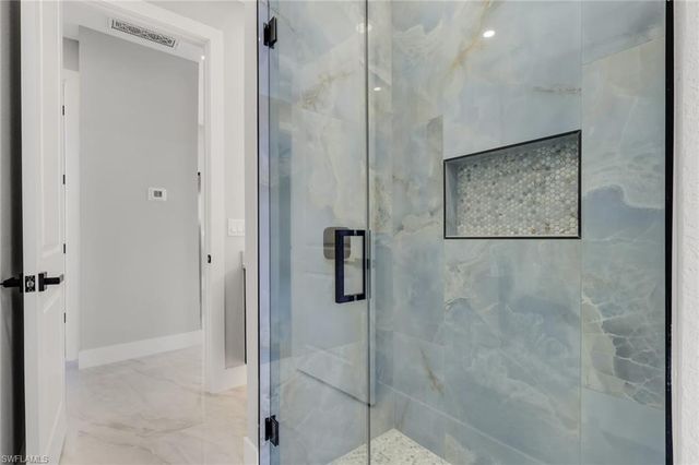 13 NW 5th TER, Cape Coral, FL 33993