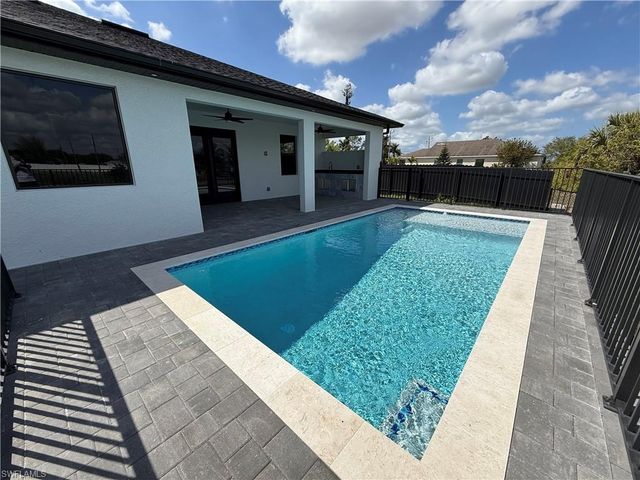 13 NW 5th TER, Cape Coral, FL 33993