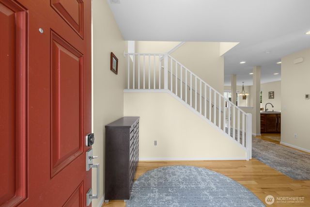 26104 170th Place SE, Covington, WA 98042