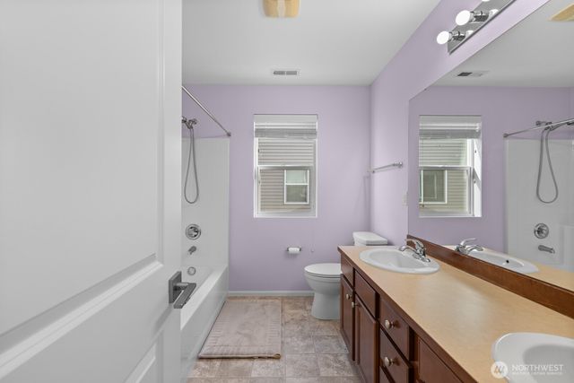 26104 170th Place SE, Covington, WA 98042