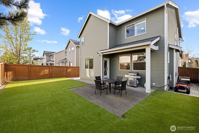 26104 170th Place SE, Covington, WA 98042