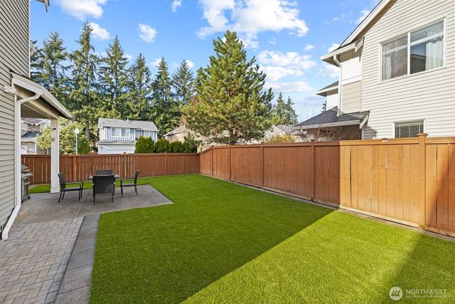 26104 170th Place SE, Covington, WA 98042