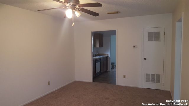 320 Station St Apt 101, Converse, TX 78109
