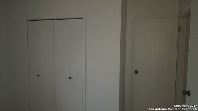 320 Station St Apt 101, Converse, TX 78109