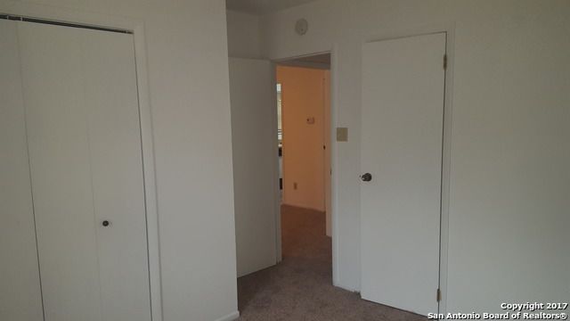 320 Station St Apt 101, Converse, TX 78109