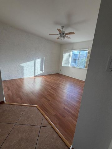 4444 E Paradise Village Parkway N 212, Phoenix, AZ 85032