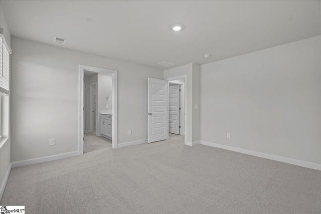 694 Cozy Bluff Road, Spartanburg, SC 29301