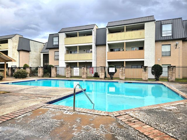 8421 Hearth Drive 21, Houston, TX 77054