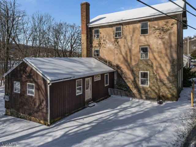 10 GREEN STREET, Milford Boro, NJ 08848