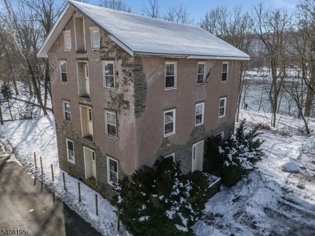 10 GREEN STREET, Milford Boro, NJ 08848