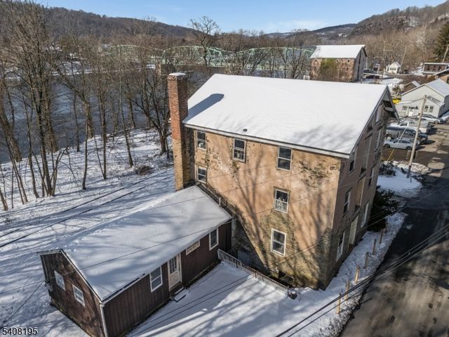 10 GREEN STREET, Milford Boro, NJ 08848