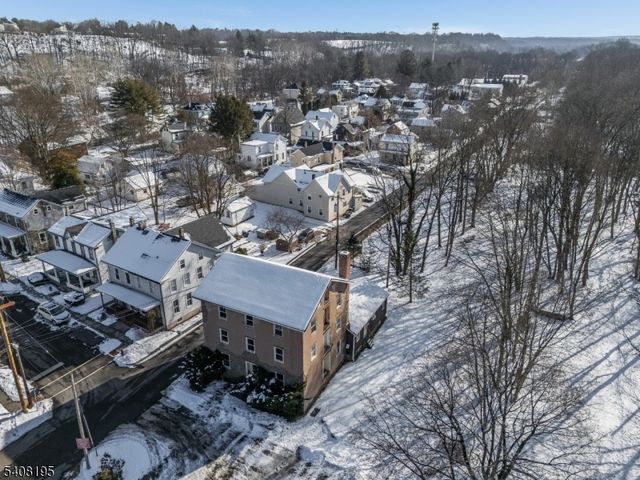 10 GREEN STREET, Milford Boro, NJ 08848