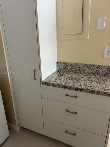 7910 N Colony Cir N 209, Tamarac, FL 33321