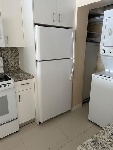 7910 N Colony Cir N 209, Tamarac, FL 33321