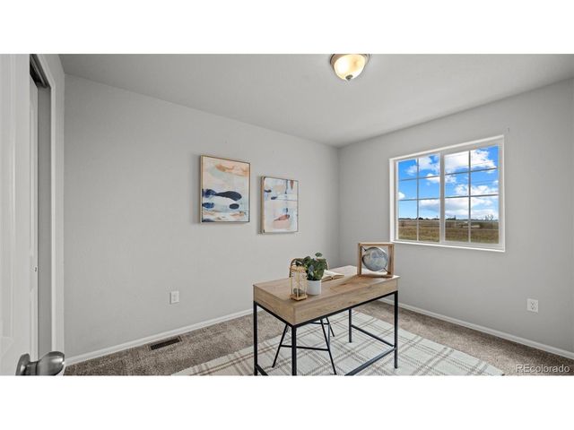 7423 Sand Lake Hts, Colorado Springs, CO 80908