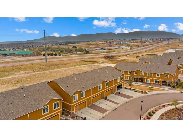 7423 Sand Lake Hts, Colorado Springs, CO 80908