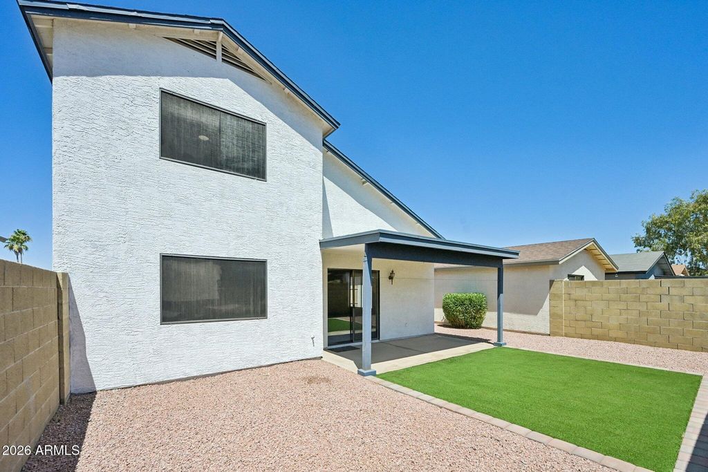 Image 37 of property listing at 11149 N 82ND Drive, Peoria, AZ 85345