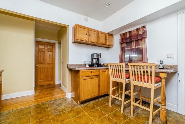 1910 Dewey Avenue, Evanston, IL 60201