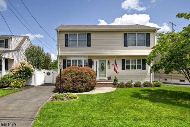 115 Olive Ave, Pompton Lakes Boro, NJ 07442