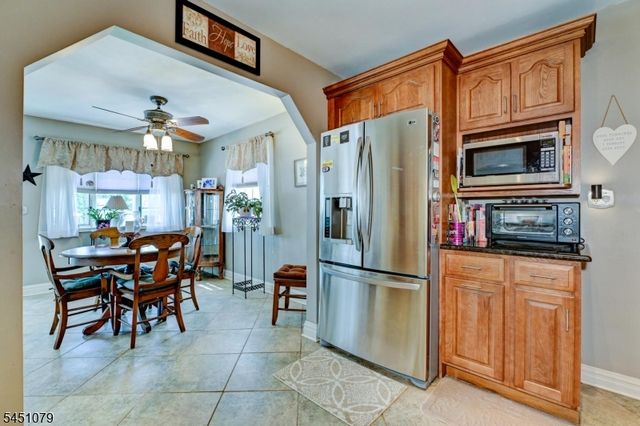 115 Olive Ave, Pompton Lakes Boro, NJ 07442