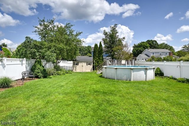 115 Olive Ave, Pompton Lakes Boro, NJ 07442