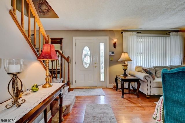 115 Olive Ave, Pompton Lakes Boro, NJ 07442