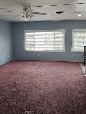 1536 S State Street 156, Hemet, CA 92543