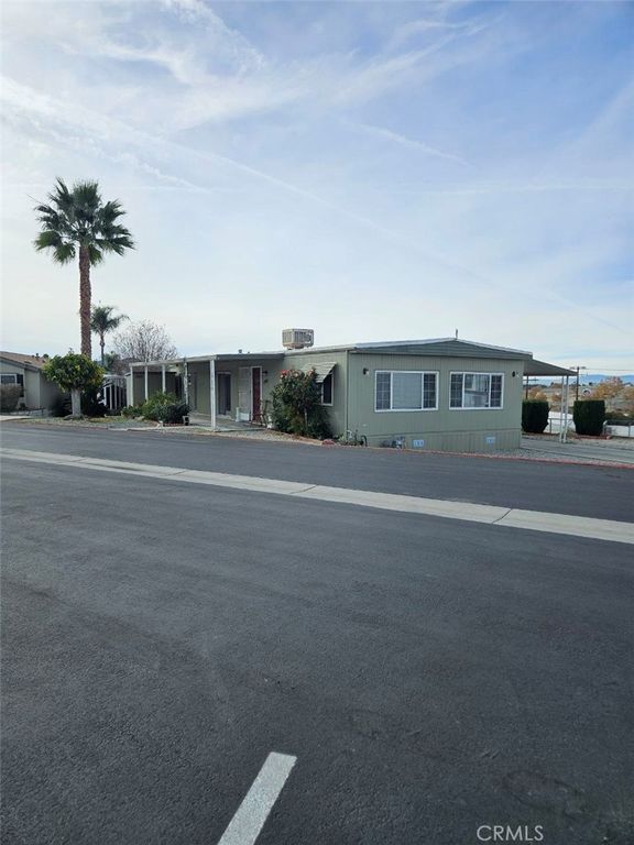 1536 S State Street 156, Hemet, CA 92543