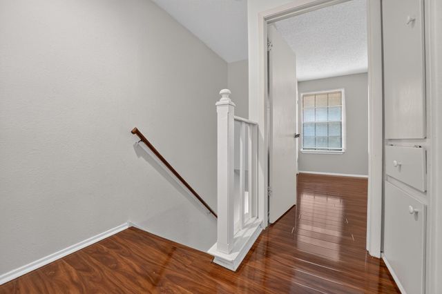 8400 Jamestown DR 512, Austin, TX 78758