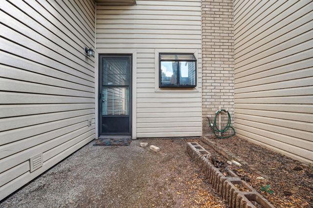 8400 Jamestown DR 512, Austin, TX 78758